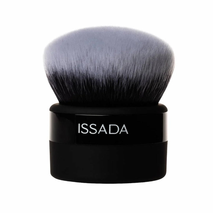 Front view of Issada Kabuki Brush with ultra-soft vegan bristles and sleek black base, designed for flawless mineral makeup application.