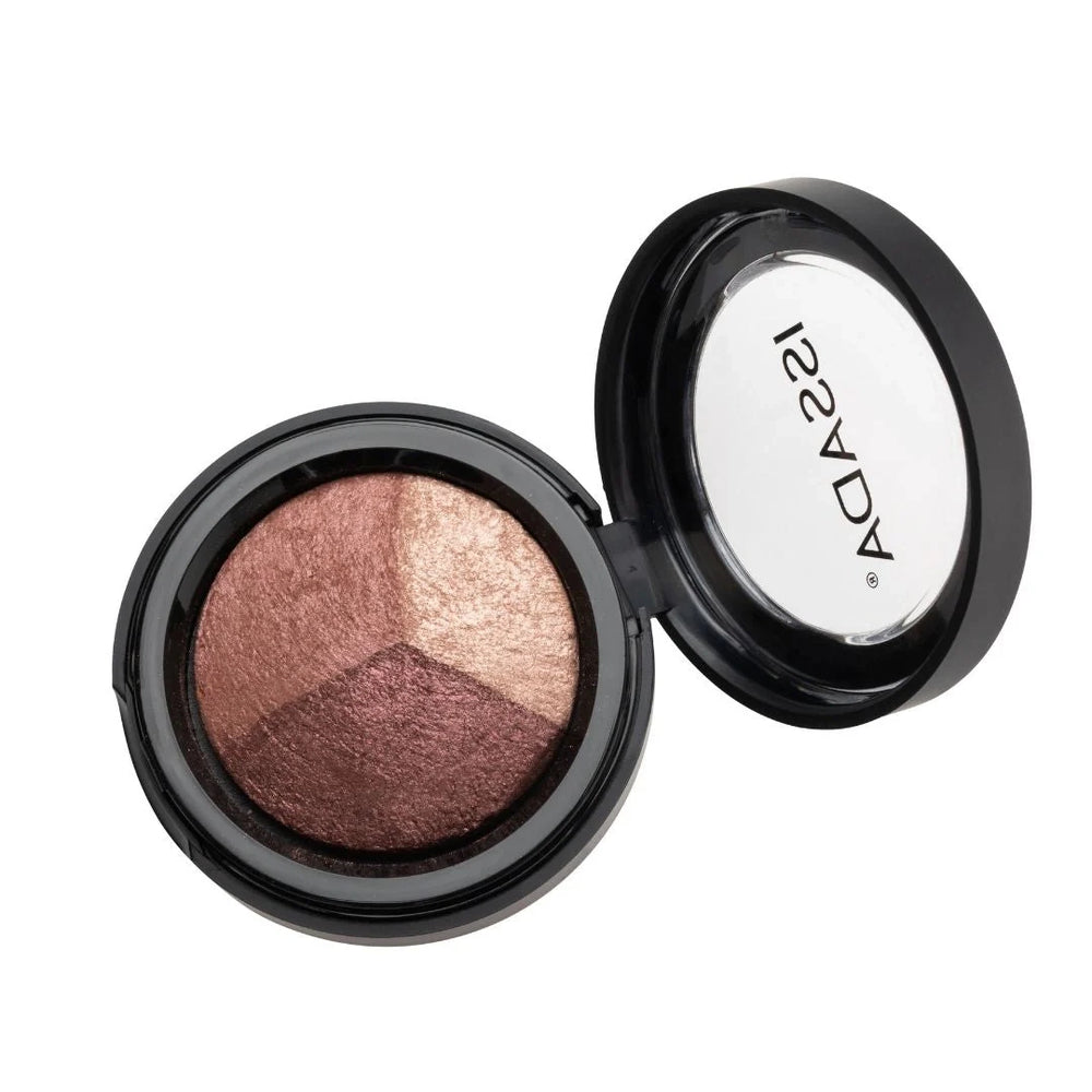 Issada Mineral Baked Eye Shadow Trio 3Kisses with three warm rose and bronze shimmer shades on a white background