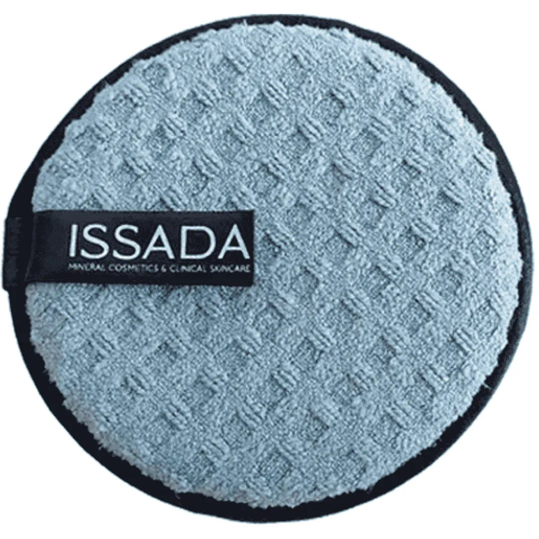 ISSADA Turquoise No Traces Cleansing Pad & Wash Bag with textured eco-friendly fabric on a white background